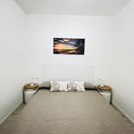 Bright 150m From The Apartman *